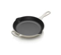 Le Creuset Enameled Cast Iron Signature Iron Handle Skillet 9"""" (1-3/8 qt.) Meringue