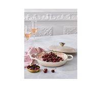Le Creuset Signature 30 Cm Shallow Cast Iron Casserole In Meringue One Colour