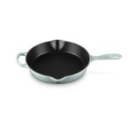 Le Creuset Signature Enamelled Cast Iron Deep Skillet with Helper Handle and Two Pouring Lips, for All Hob Types and Ovens, 26cm, 2 Litre, Sea Salt