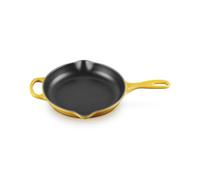 LE CREUSET Signature Enamelled Cast Iron Skillet Frying Pan with Helper Handle and Two Pouring Lips, 23 cm, Nectar, 20182236720422