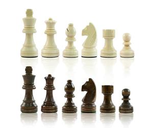 LEAP Wooden Chess Pieces Weighted 3.6 Inches King Height 32 Chessmen Great for Chess Board with 2 Extra Queens