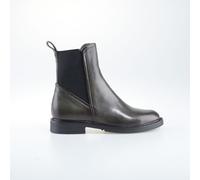 Leather Chelsea Boots olive