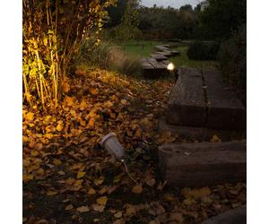 LEDS-C4 Robust, pivotable Helio outdoor spotlight, grey