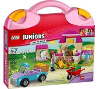 LEGO 10746 Mia's Farm Suitcase Building Set