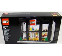Lego 3300003 Retail Store ultra-limited edition