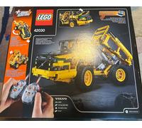 LEGO Technic 42030 Volvo L350F Wheel Loader / Unopened / Retired Set