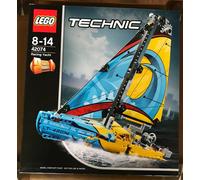 Lego 42074 Technic Racing Yacht 330 pcs 8-14+ ~ NEW lego sealed~