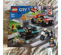 Lego 60319 City Fire Rescue & police chase Age 5 + 295 pcs ~NEW Lego sealed~