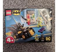 LEGO 76137 DC Batman Batman vs. The Riddler Robbery Batmobile - NEW IN BOX