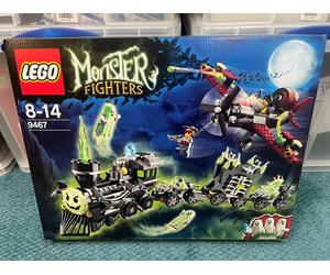 LEGO 9467 The Ghost Train Monster Fighters Mint Condition Brand New Sealed