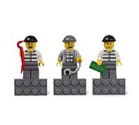 Lego City Burglars magnet set