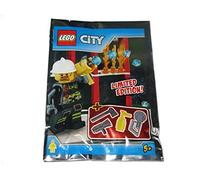 LEGO City Fireman Minifigure Foil Pack Set 951704 (Bagged) - 17pcs + 1 minifigure - Age 6-12 - Building Blocks