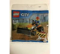 Lego City Tractor and Worker 30353 New Sealed Polybag