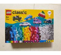 Lego Classic 11036 Creative Car, 900-Piece / Express