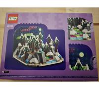 LEGO Creator Northern Lights Diorama Promo Set 40785 Limited Edition