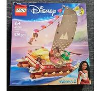 LEGO ǀ Disney Princess Moana’s Adventure Canoe Set 43270