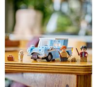 LEGO Harry Potter Flying Ford Anglia Fantasy Toy Playset 76424