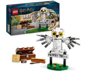 LEGO Harry Potter Hedwig at 4 Privet Drive Toy Owl Set 76425
