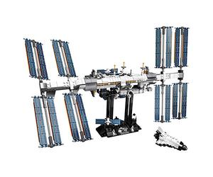 LEGO Ideas International Space Station 21321 Building Kit, Adult Set for Display, Makes a Great Birthday Present (864 Pieces)
