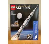 LEGO® Ideas NASA Apollo Saturn V 92176 brand new factory sealed S6-S9