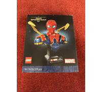 LEGO Marvel Iron Spider-Man Bust - Display Model Building Set for Adults incl. 2 Movable Arms, a Rotating Head & a Super Hero Minifigure - Collectible Avengers Gift for Fans - 76326