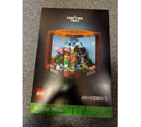 LEGO Minecraft The Crafting Table model Set for Adults 21265
