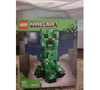 LEGO Minecraft The Creeper Toy - Posable Mob Figure incl. a Hidden Compartment with a Pig & TNT Element - Building Set for 10+ Year Old Boys, Girls & Gaming Fans - 21276