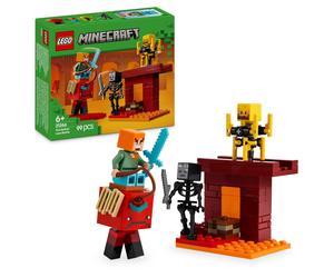 LEGO Minecraft The Nether Lava Battle Building Toy Set with an Alex (US IMPORT)
