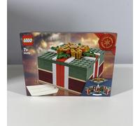 LEGO Seasonal: Christmas Gift Box (40292)