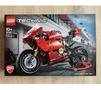Lego Technic Ducati Panigale V4 R 42107 Brand New Sealed FREE POSTAGE