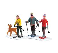 LEMAX Build your village set figurines skiers with dog 14.5x4.5x7.5hcm