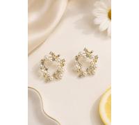 Lemon Daisy Accessories Women's Gold Pearl Floral Wreath Stud Earrings Lemon Daisy Accessories Gold One Size