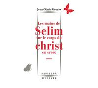 Les mains de Sélim sur le corps du Christ en croix