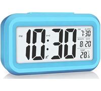 Lesipee Digital Alarm Clock for Bedroom, Desk Clock Battery Operated, Digital Clock with Smart Night Light 12/24H Display Snooze Function for Heavy Sleepers Gifts for Kids
