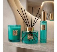 Lesser & Pavey Maison Parfum Neroli Home Fragrance Gift Set | fragrance gift set featuring a 150ml diffuser, 150g candle and 50ml room spray, inspired by Tom Ford Neroli Portofino.