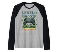 Level 17 Unlocked Awesome Since 2009 17th Birthday Gaming Raglan Baseball Tee