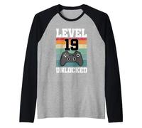 Level 19 Unlocked Funny 19 Year Old Gamer 19th Birthday Raglan Baseball Tee