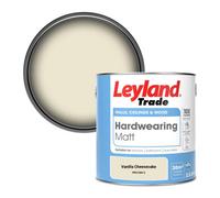 Leyland Trade Hardwearing Matt Emulsion Paint Vanilla Cheesecake (Ppg1204-2) 2.5L
