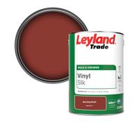 Leyland Trade Vinyl Silk Walls & Ceilings Emulsion Paint Burning Bush (Ppg1057-7) - 5L