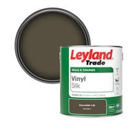 Leyland Trade Vinyl Silk Walls & Ceilings Emulsion Paint Chocolate Lab (Ppg1000-7) - 2.5L
