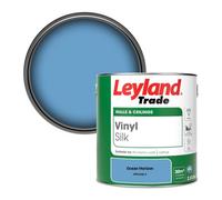 Leyland Trade Vinyl Silk Walls & Ceilings Emulsion Paint Ocean Horizon (Ppg1242-4) - 2.5L