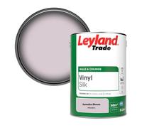 Leyland Trade Vinyl Silk Walls & Ceilings Emulsion Paint Santolina Blooms (Ppg1045-3) - 5L