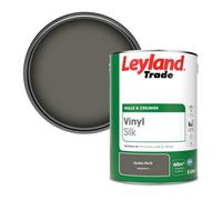 Leyland Trade Vinyl Silk Walls & Ceilings Emulsion Paint Stolen Rock (Ppg0999-6) - 5L