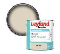 Leyland Trade Vinyl Soft Sheen Walls & Ceilings Emulsion Paint Bone White (Ppg14-22) - 2.5L