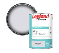 Leyland Trade Vinyl Soft Sheen Walls & Ceilings Emulsion Paint Lighter Than Air (Ppg1176-1) - 5L