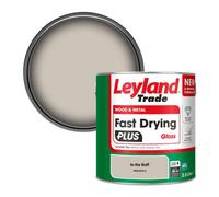 Leyland Trade Wood & Metal Fast Drying Plus Gloss Paint In The Buff (Ppg1019-2) 2.5L