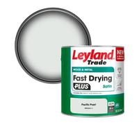 Leyland Trade Wood & Metal Fast Drying Plus Satin Paint Pacific Pearl (Ppg1011-1) 2.5L