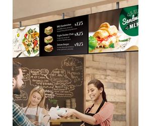 LG 32SM5J UK Professional 32″ Full HD digital signage display with webOS, 24/7 reliability and high brightness for business environments.