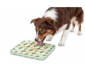 LICK PAD KLAVER LIGHT GREEN SQUARE 20CM