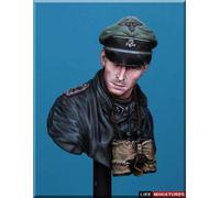 Life Miniatures 1/10th scale WW2 Germant Tank Commander bust